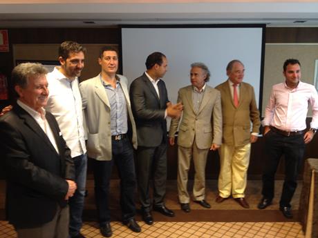Entre los galardonados de honor, el Marbella F.C., representado por Jaime Molina y Timoteo Bravo