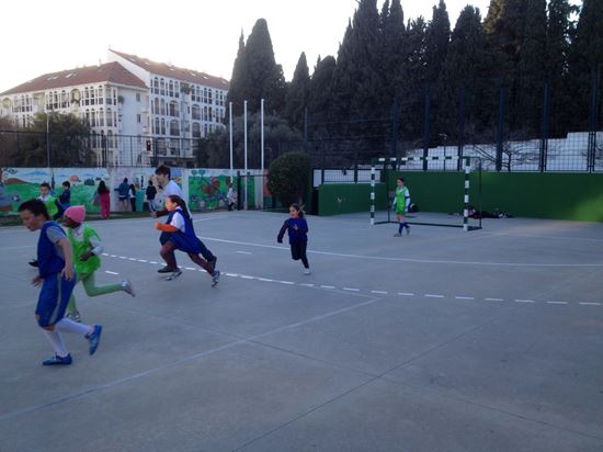 Otro partido entre El Ángel y La Patera: esta vez en las pistas del colegio Miguel de Cervantes